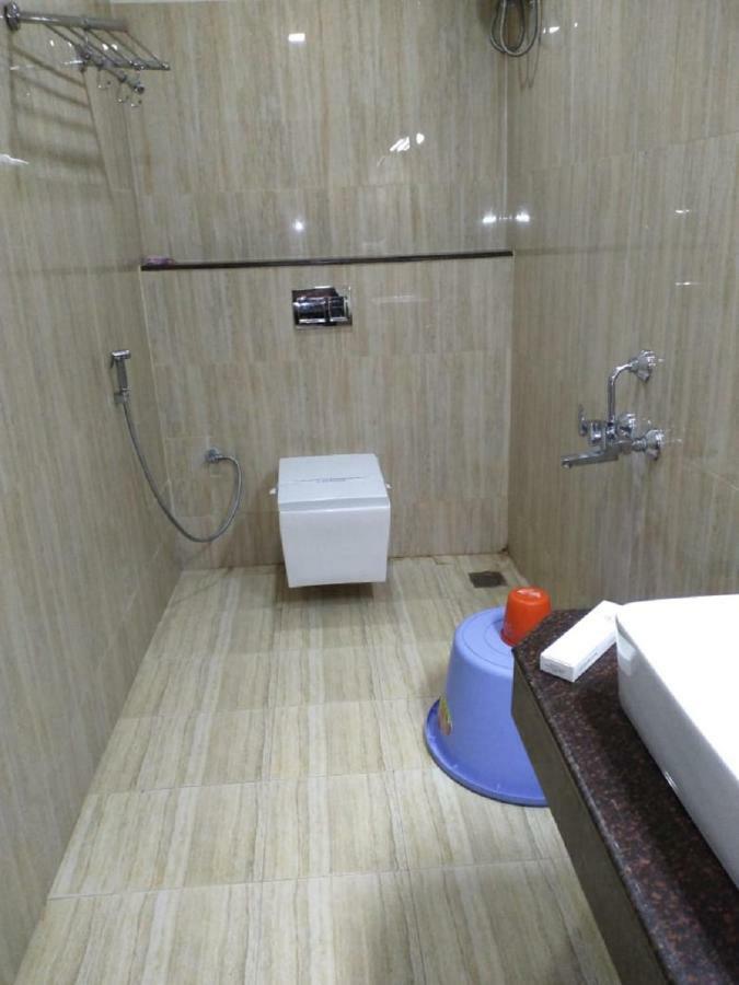 Saravanaa Residency Мадурай Екстериор снимка