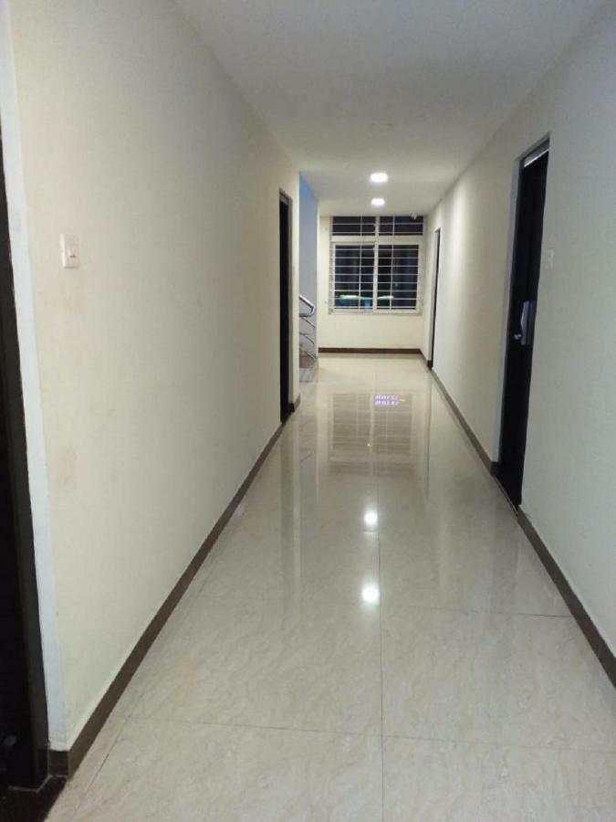 Saravanaa Residency Мадурай Екстериор снимка
